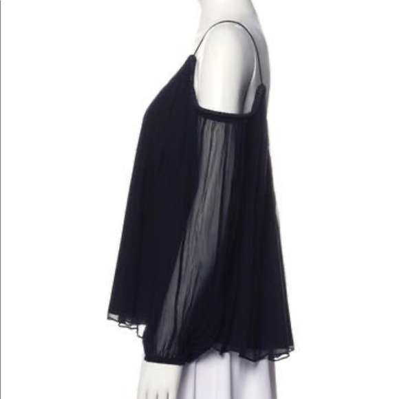 Elizabeth and James Off The Shoulder Blouse - Picture 5 of 5